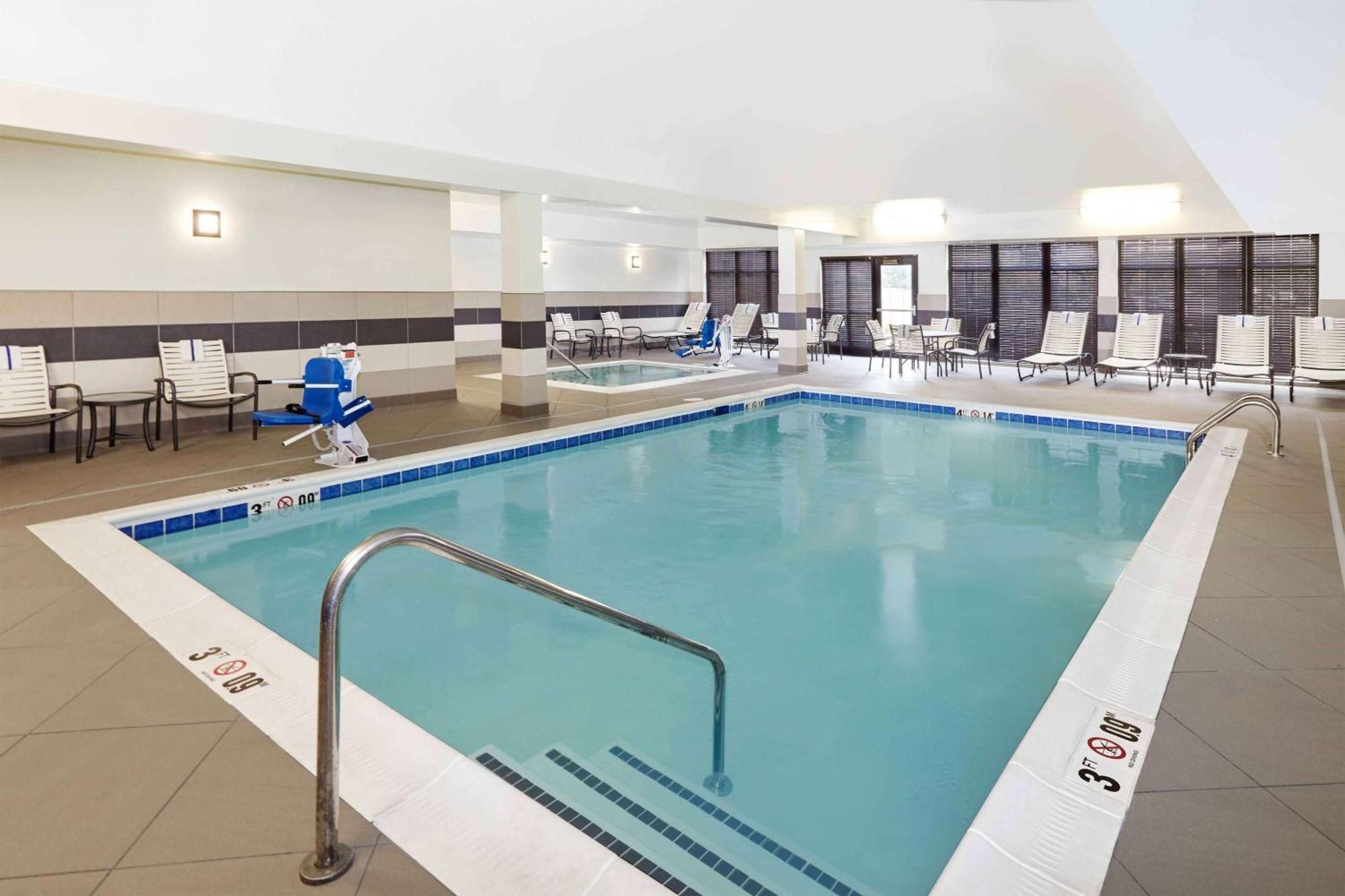 Homewood Suites By Hilton מונסטר מראה חיצוני תמונה
